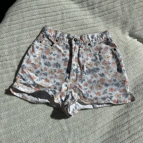 Express, Floral Jean Shorts, Size 7/8 - Picture 1 of 4